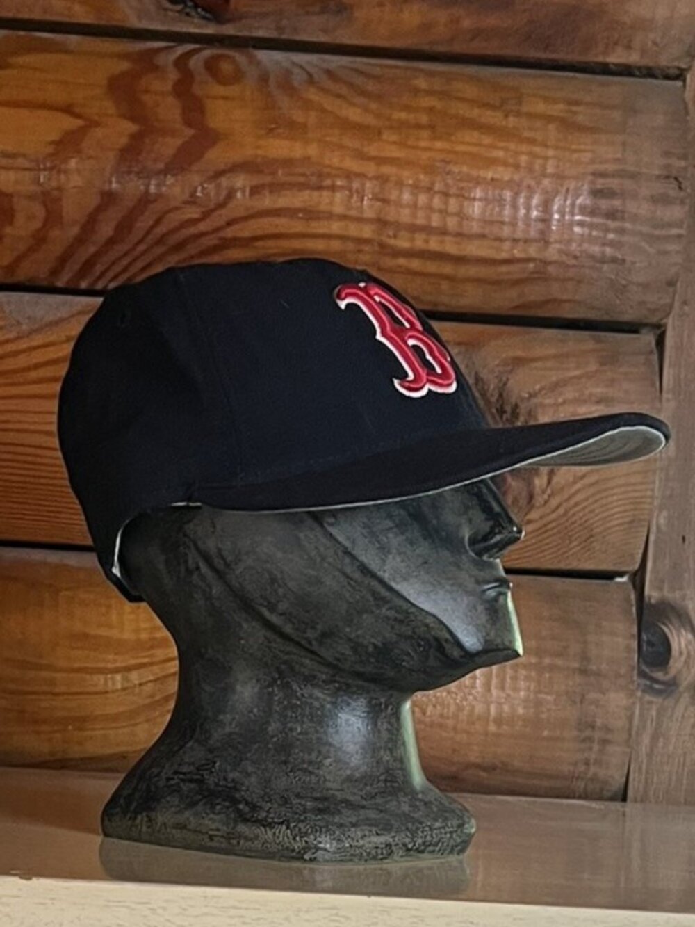100% Wool Navy Boston Red Sox Baseball Cap/Authentic Collection/Original 7